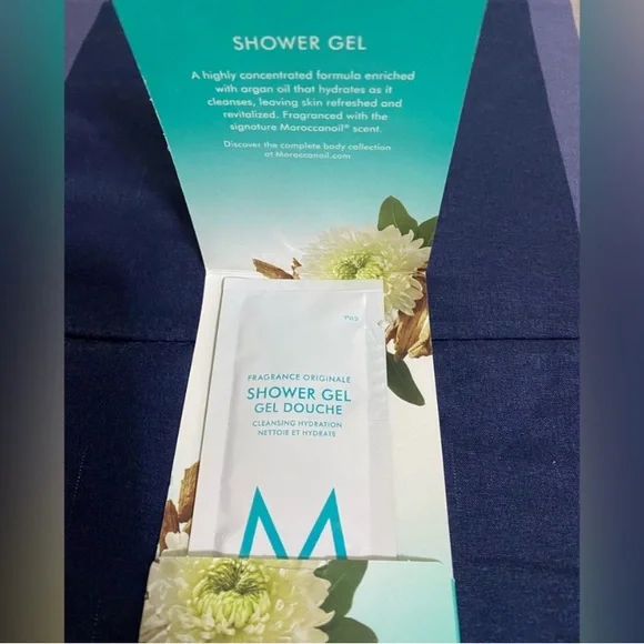 Moroccanoil Shower Gel, Lotion, Shampoo, and Conditioner w FREE SAMPLES - Picture 6 of 8